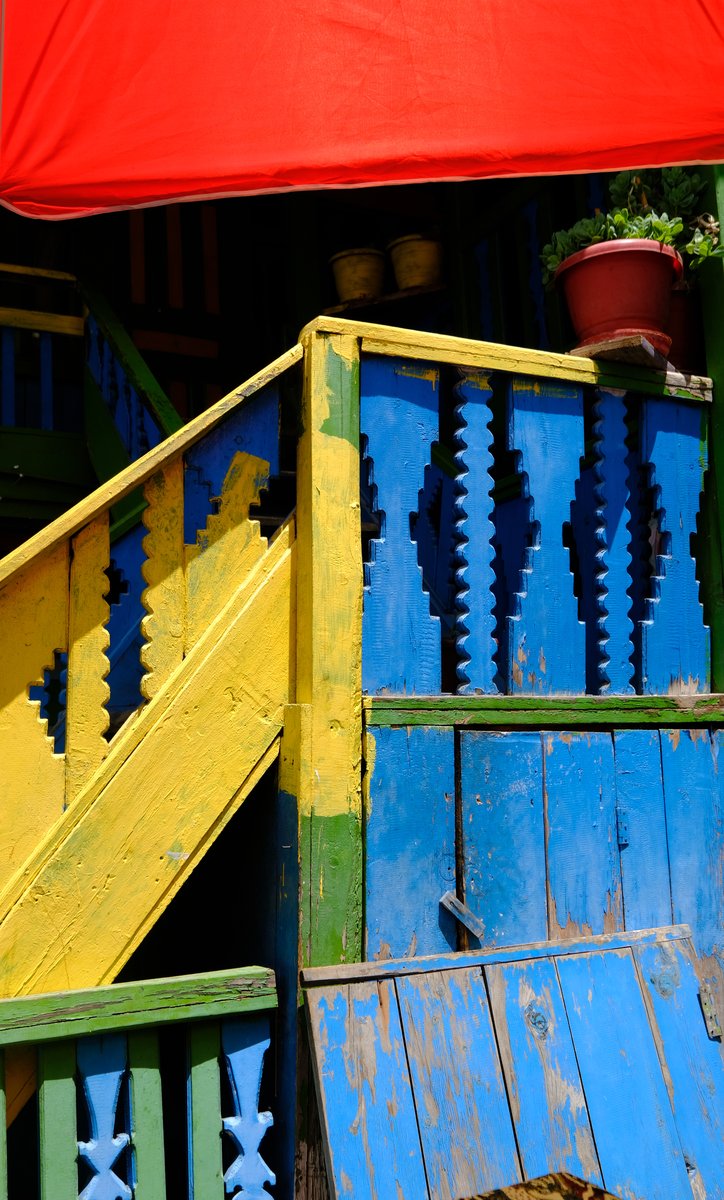 The use of bright colours everywhere seem to make up for the colourless landscape. At the restaurant where we had lunch.