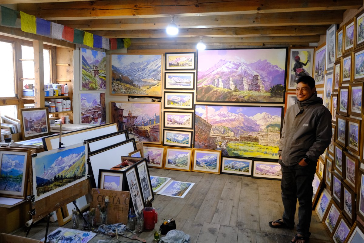 Manag was the largest village en route and a rest and recuperation stop. An artist at his studio in Manang