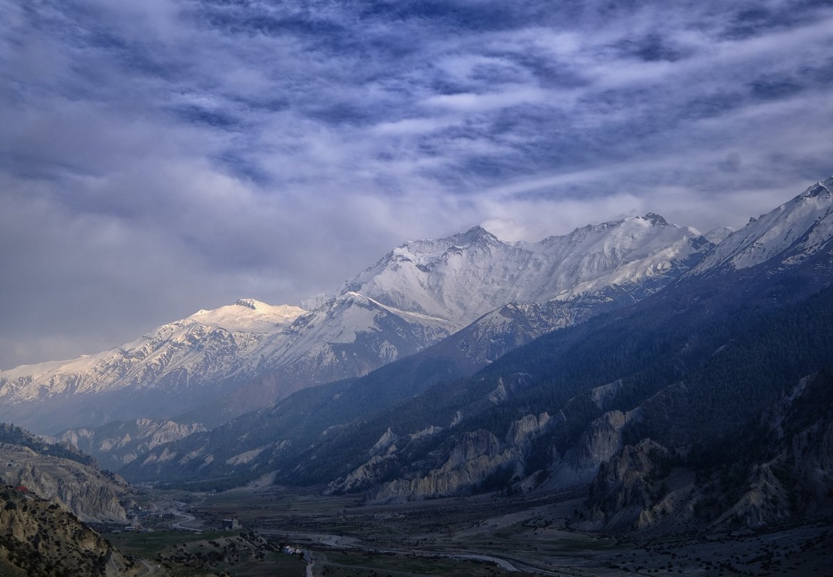 Another view of the Annapurna peaks