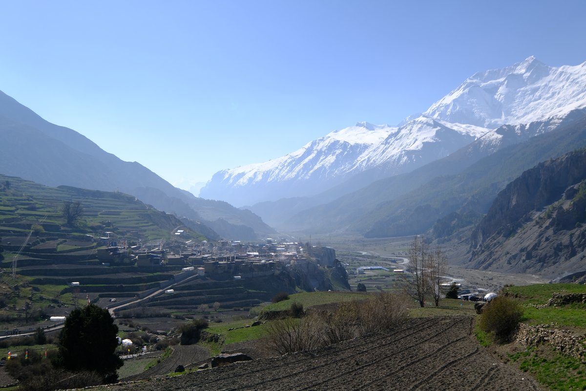 Looking back at the Manang village